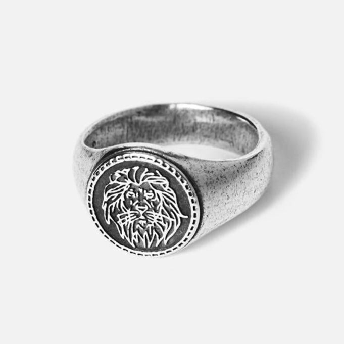 The Valor Billie Jo ring – crafted for power, presence, and elegance.